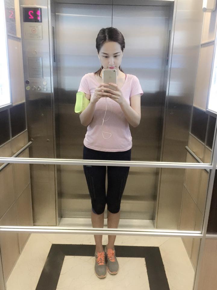 Mai Phương Thúy 'tự sướng' một mình trong thang máy, cô hài hước 'Miss Đầu To'