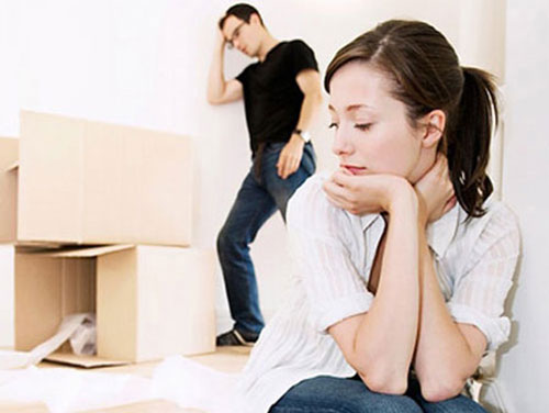 Chồng đùn đẩy tránh thai vì sợ thành... thái giám