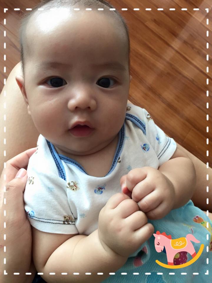Ốc Thanh Vân khoe ảnh con trai út vô cùng đáng yêu.