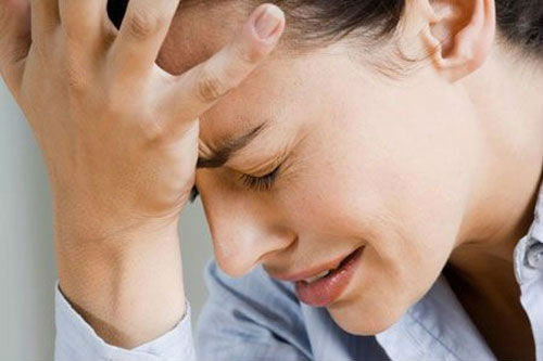 “Nổi cơn tam bành” khi chồng “cho con” đồng nghiệp