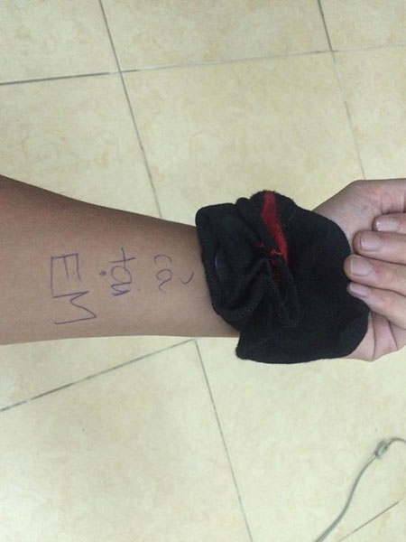 Tất cả tại em.