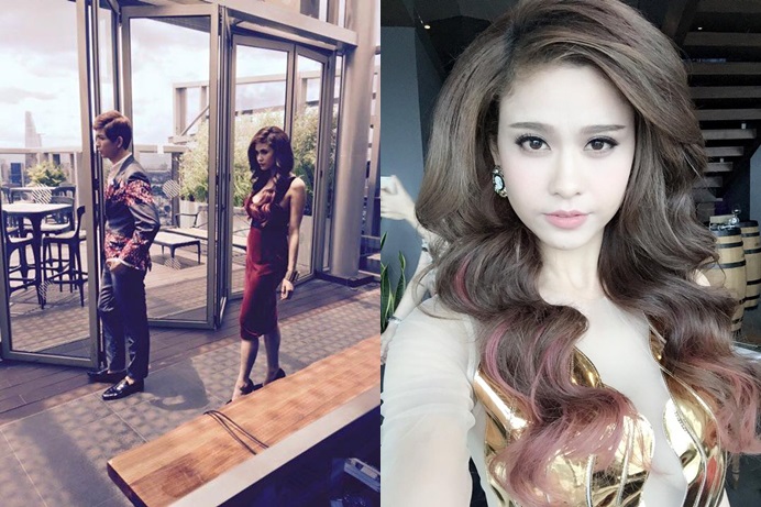 Trương Quỳnh Anh đi làm cùng chồng. Cô chia sẻ: 'Ngày chạy quần quật giờ mới kịp ăn. Nhưng thích cảm giác hối hả như vậy'
