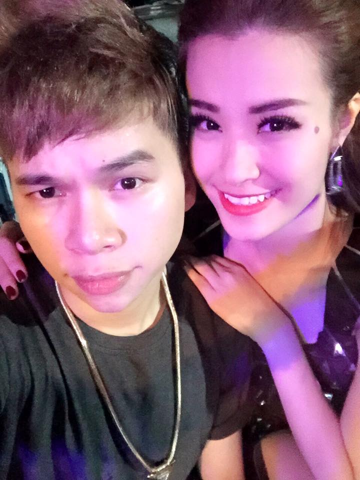 Đông Nhi khoe ảnh cùng với Nguyễn Hoàng Tôn.