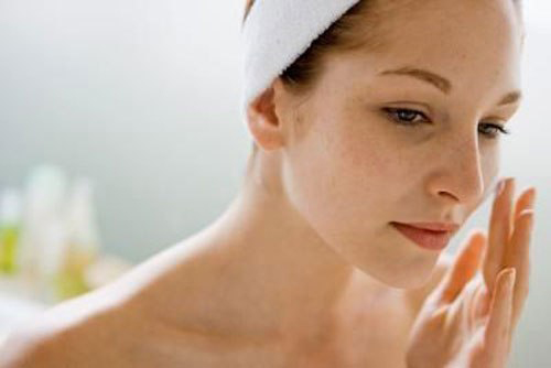 Cách tẩy da chết nhẹ nhàng cho da nhạy cảm