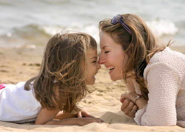 4 câu con gái luôn muốn được nghe từ mẹ