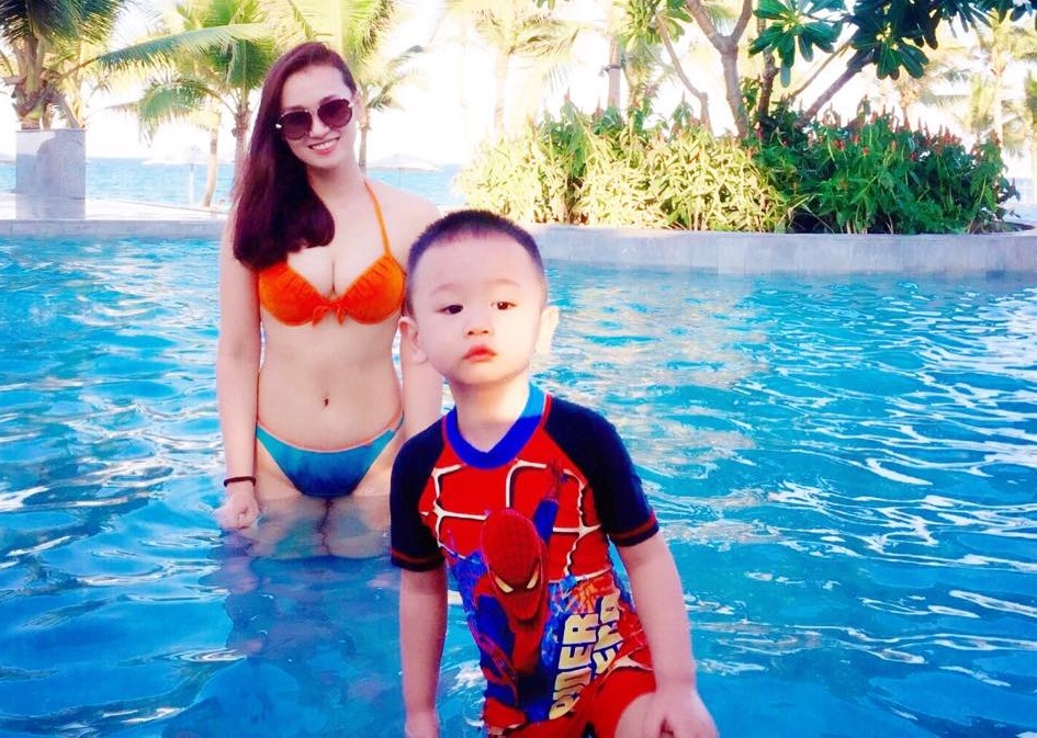 Lã Thanh Huyền diện bikini nóng bỏng, quyến rũ