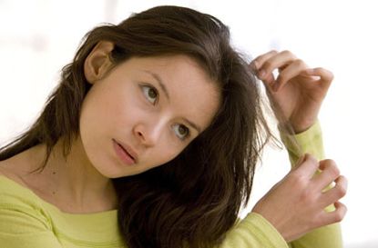 Người thích nhổ tóc - biểu hiện tâm thần nguy hiểm
