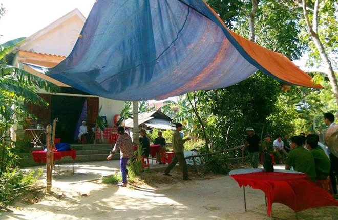 Mâu thuẫn, vợ đạp vào mặt, bụng, ngực chồng đến chết