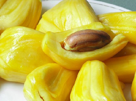 Da trắng sáng, mịn màng khi dùng hạt mít