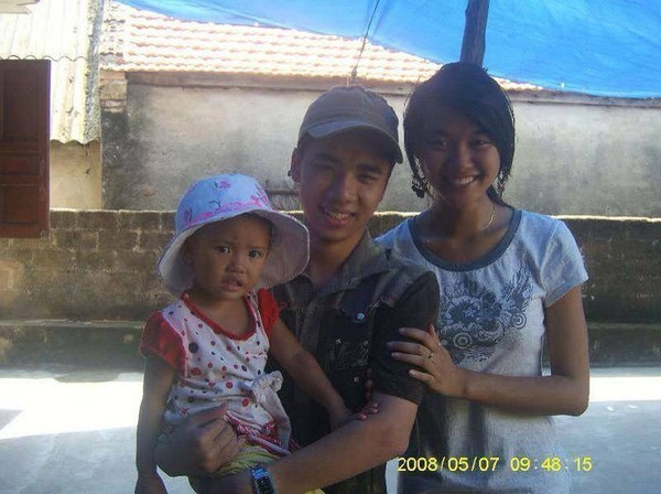 Những hình ảnh Linh Chi thời kì còn đen đúa, kém xinh đã khiến nhiều người 'mắt tròn mắt dẹt' trước sự thay đổi của cô.