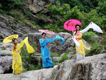 Ngất ngây với dàn “tiên nữ giáng trần”
