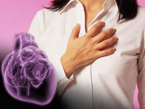 ... nhưng điều này thường xảy ra bất ngờ và tồn tại khoảng 5 phút, trong khi đó cơn đau tim xảy ra từ từ và kéo dài.