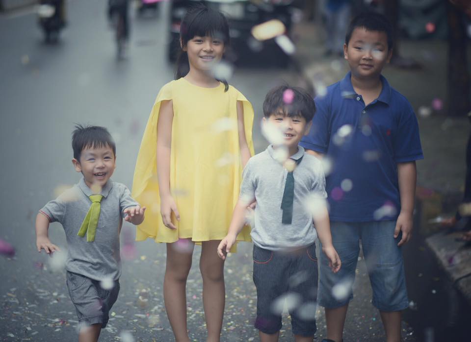 MC Phan Anh khoe ảnh các con: 'Tôi đã thấy niềm vui trong ngày mưa'.