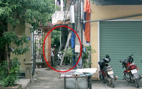 Phát hiện thi thể đôi nam nữ chết bất thường trong nhà khoá trái