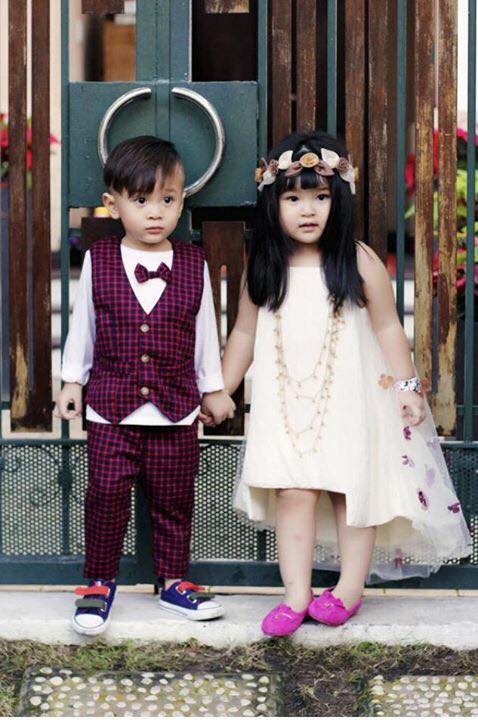 Nhóc tì đã gần 4 tuổi, rất ngoan ngoãn, đáng yêu.