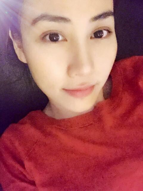Ngân Khánh khoe mặt mộc đáng yêu.