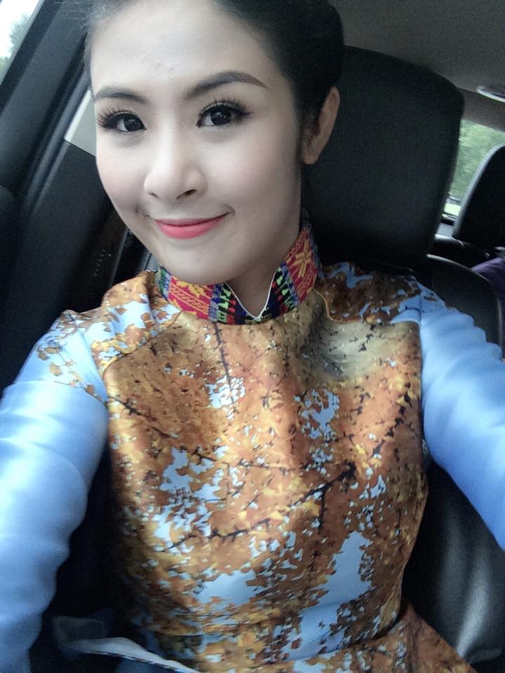 Hoa hậu Ngọc Hân lộ mặt trắng bệch.