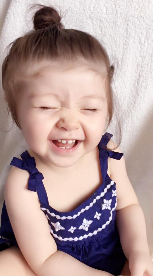 Theo nhiều nguồn tin cho biết, người đàn ông này có tên là D.F, là người Mỹ chính gốc và hiện đang là ông chủ của một trung tâm thể hình khá nổi tiếng tại TP. Hồ Chí Minh.
