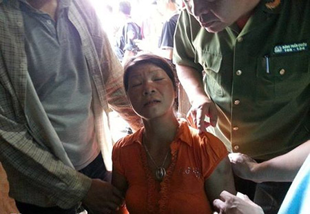Cơ quan điều tra đang tiến hành lấy lời khai của Nguyễn Thị Hán (người yêu của Hùng).