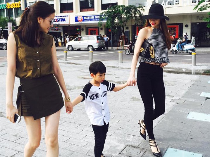 Hồ Ngọc Hà và