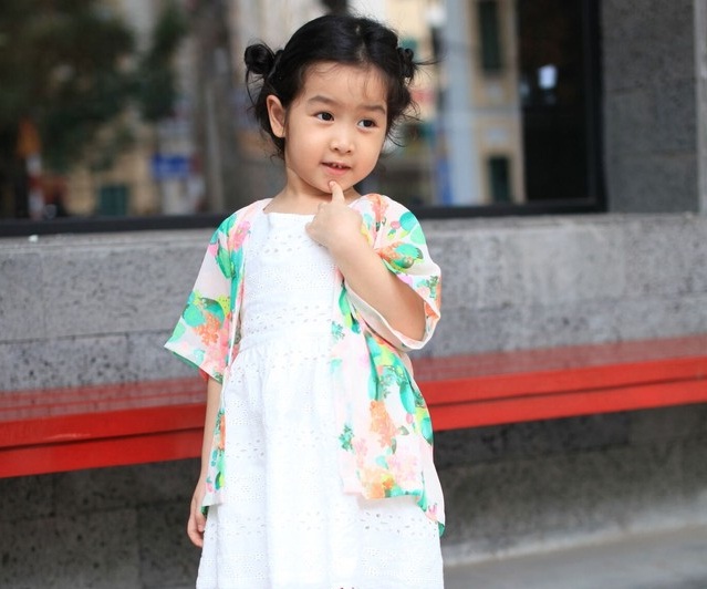 Con gái Lưu Hương Giang luyện