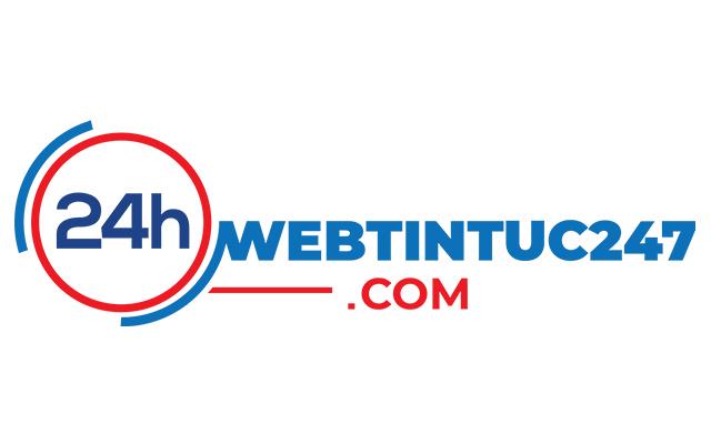 Blogger Wendy Nguyen toát lên vẻ cổ điển và sắc nét với bộ đồ đơn sắc đen trắng cùng chiếc túi da có đen có kiểu dáng hoàn hảo.
