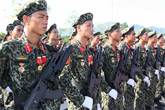 Đợt hợp luyện có sự tham gia đầy đủ các khối, quân binh chủng quân đội...