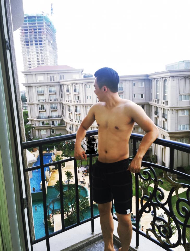 Hết Ngọc Trinh, Khắc Tiệp tiếp tục khoe ảnh bán nude.