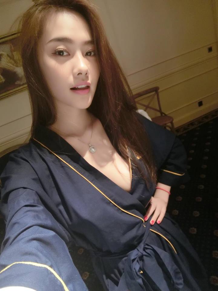 Linh Chi khoe mặt mộc già nua, nhợt nhạt.