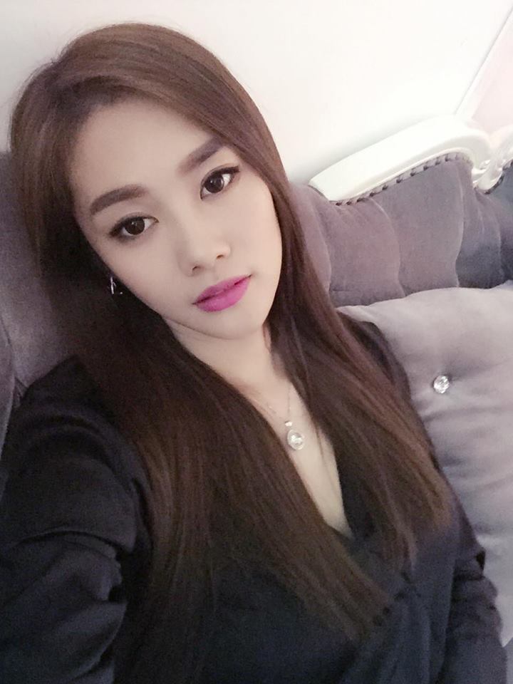 Linh Chi u sầu.