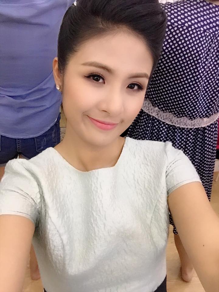 Hoa hậu Ngọc Hân béo trắng với góc chụp hình mới.
