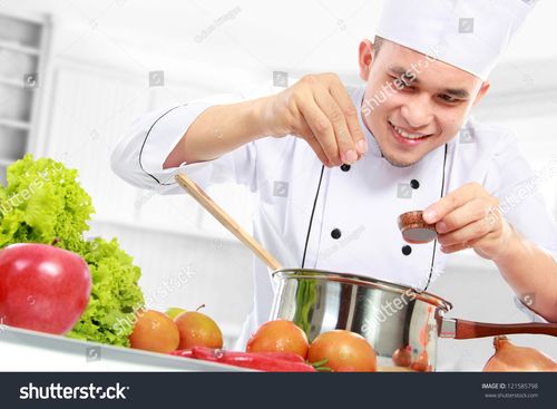Chiếc áo này rất tôn dáng và đẹp trong môi trường công sở hay dự tiệc.