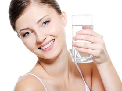 Da đẹp nhờ nước khoáng có ga