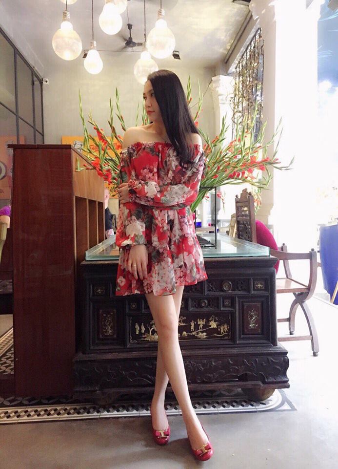 Hương Baby - bà xã Tuấn Hưng xinh tươi chào ngày mới.