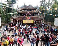 Cả họ làm lãnh đạo huyện: ‘Cứ hết lòng phục vụ nhân dân là được’