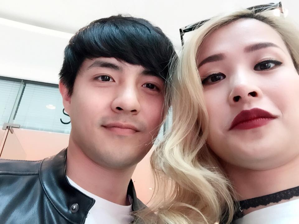 Đông Nhi lộ gương mặt khác lạ, selfile cùng người yêu Ông Cao Thắng.