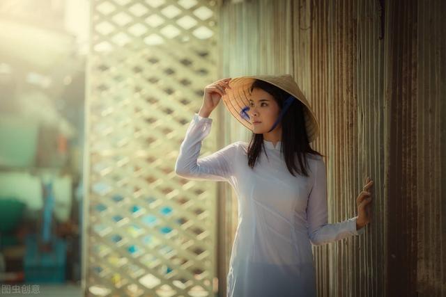 Uống nước đầy đủ cũng giúp tăng cường tâm trạng và loại bỏ các dấu hiệu mất nước (tình trạng mất nước thường diễn ra trong lúc bạn ngủ) vì vậy, sau khi ngủ dậy, Sh88bet đăng ký miễn phí được cung cấp nước đầy đủ sẽ giảm vẻ mệt mỏi.