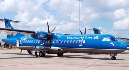 Chú rể thuê máy bay Vietnam Airline rước dâu từ TP HCM về Cà Mau