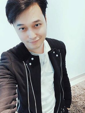 Dù đã 'ở ẩn' nhưng cái tên Quang Vinh chưa bao giờ kém hot. Nam ca sỹ một thời khoe ảnh selfile khá tự nhiên.