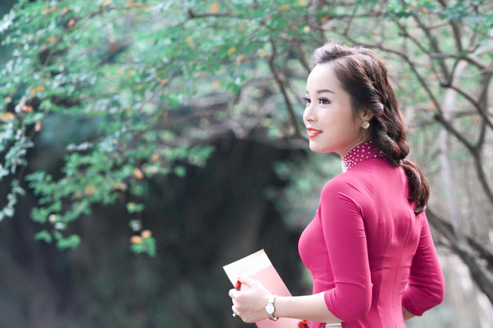Minh Hương “Luôn có những bông hoa dành cho những người muốn nhìn thấy chúng'.
