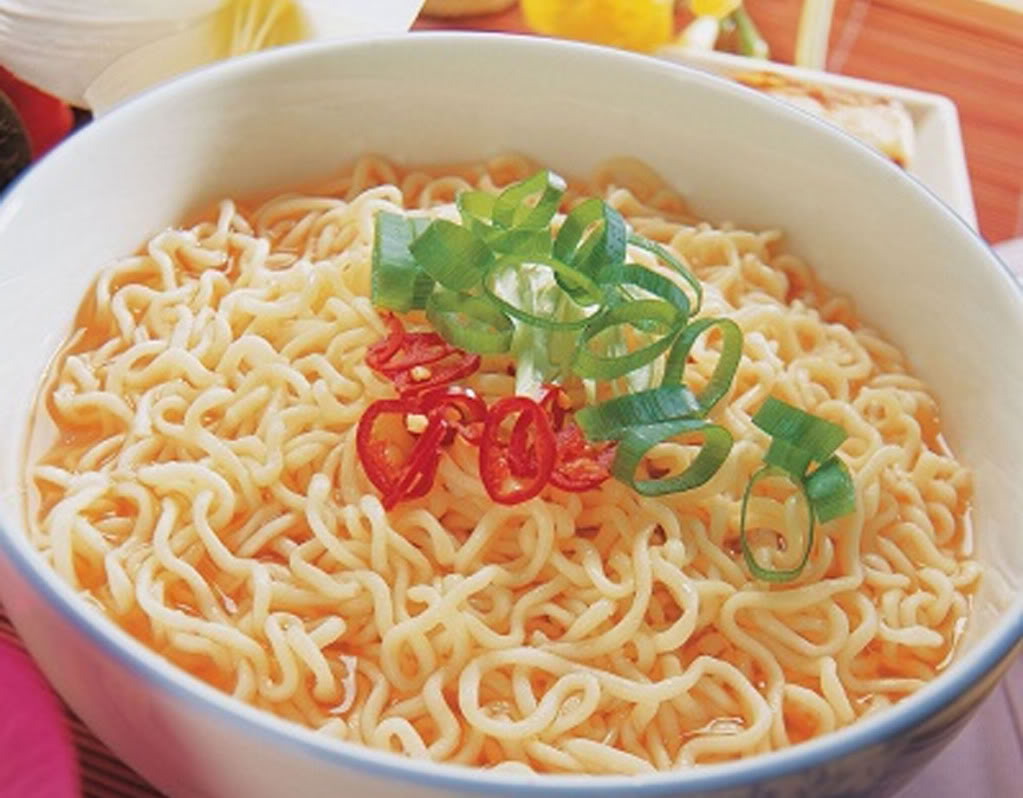 Bác thông tin mỳ tôm có giun sán