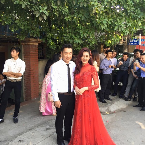 Những hình ảnh đẹp nhất trong Quatrian shbet hiện đang mở hotgirl Hà Min