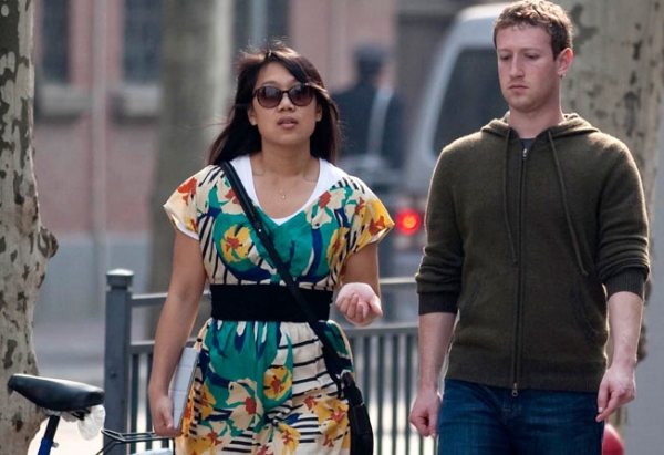 Ông chủ Facebook sẽ nghỉ 2 tháng khi con gái chào đời