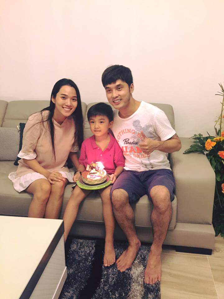 Ưng Hoàng Phúc \'Hôm nay sinh nhật con trai yêu, cảm thấy hạnh phúc với Shbet111 slot, casino, thể thao, xổ số nhỏ thân yêu... Chuẩn bị háo hức chờ đón thêm 1 thành viên nhỏ của Shbet111 slot, casino, thể thao, xổ số...\'.
