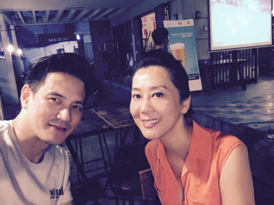MC Kỳ Duyên selfile siêu xì tin, nhắng nhít và rất gợi cảm khi sánh bước bên bạn trai kém tuổi.