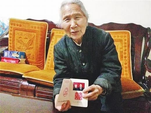Cụ bà hơn 40 năm mang theo lời thề hẹn chờ đợi người yêu