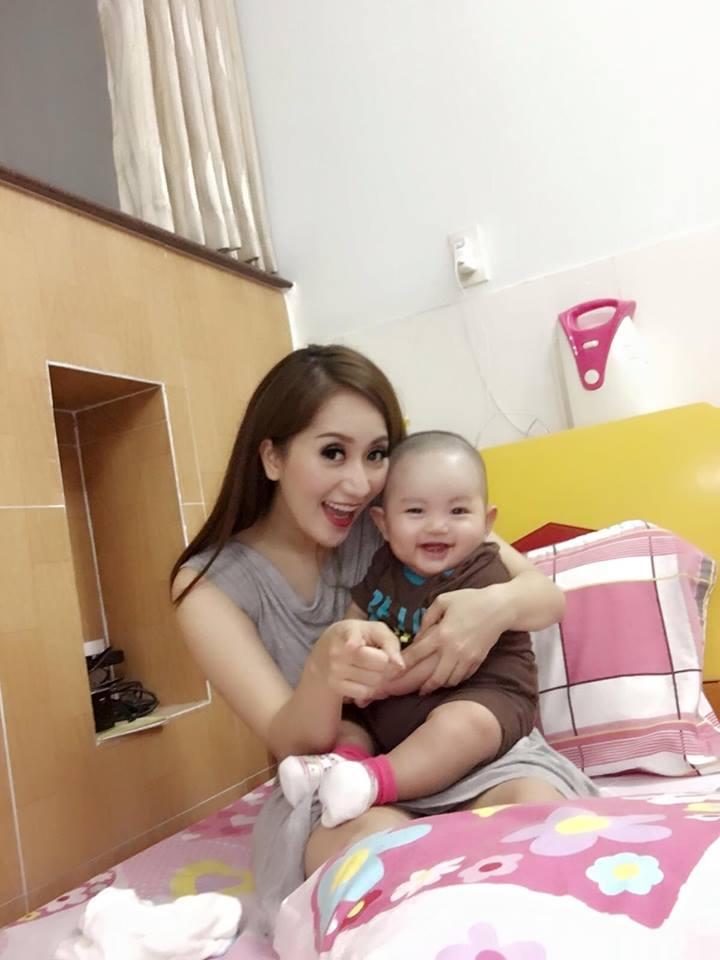 Phan Hiển khoe \'cục cưng của tôi\'.