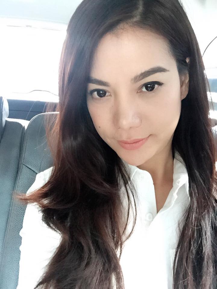 Trương Ngọc Ánh selfile đầy gợi cảm, quyến rũ.