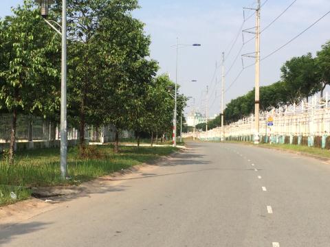 Nữ công nhân bị đâm kim tiêm vào ngực vẫn chưa hết sợ hãi