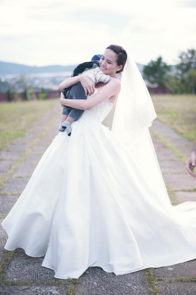 Diễm Hương: \'Cô dâu đẹp nhất của Noah trong vòng 18 năm nữa\'.